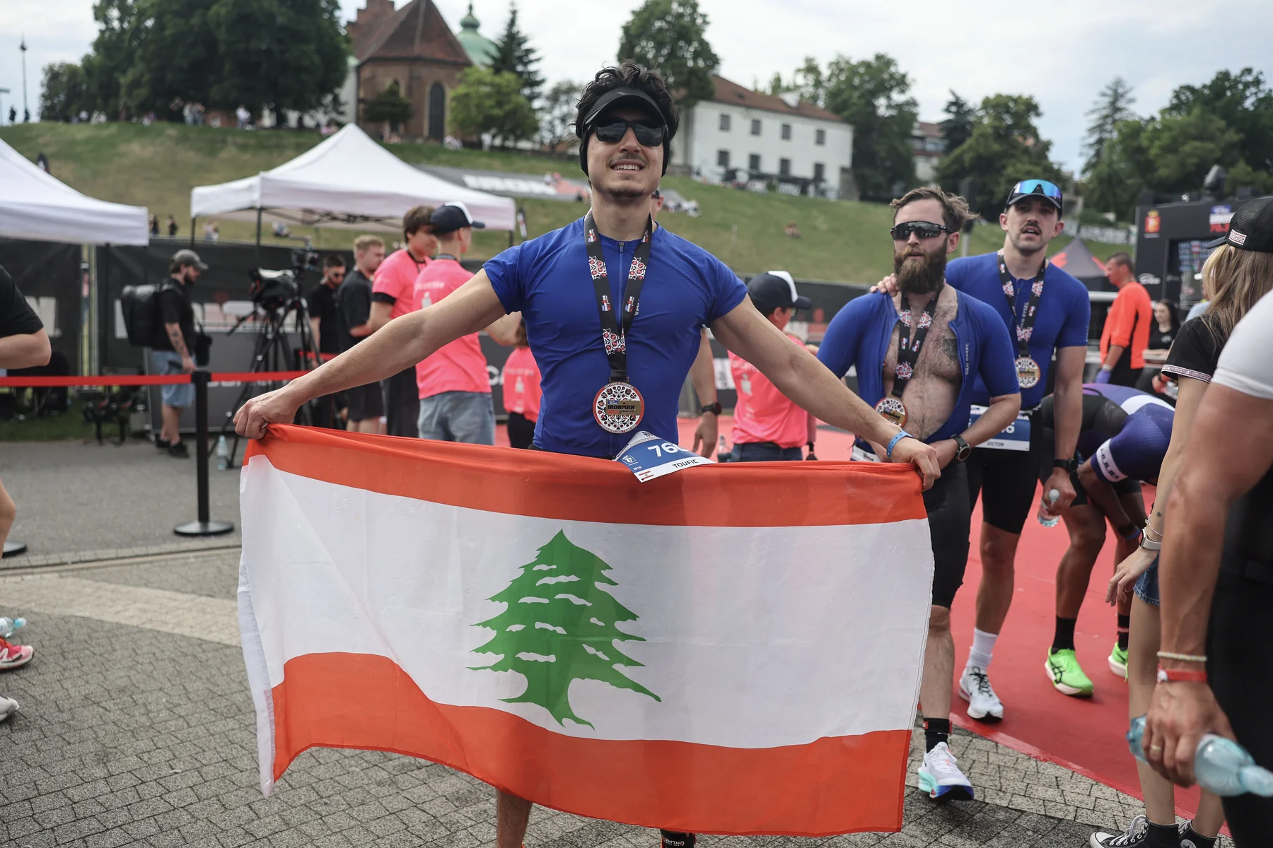 Toufic after the finish with the Lebanese flag
